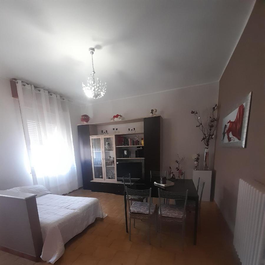 Gelsomino Bianco Apartamento Terni Exterior foto